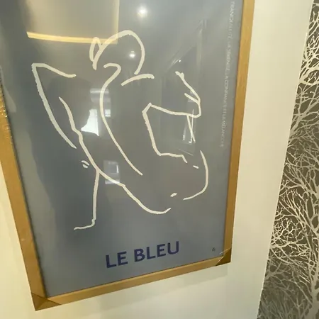 Bleu, Heart Of 布达佩斯