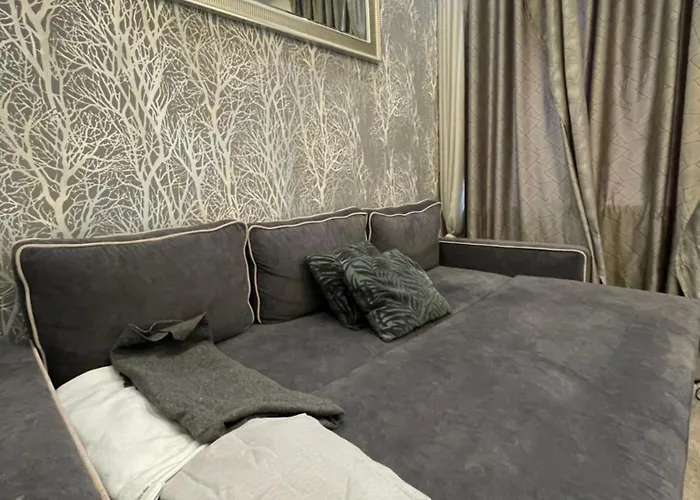 Bleu, Heart Of Apartamento Budapest